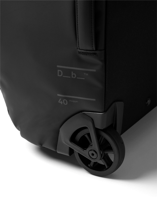Batoh DB Hugger Roller Bag Příruční 40L Black - 2024/25
