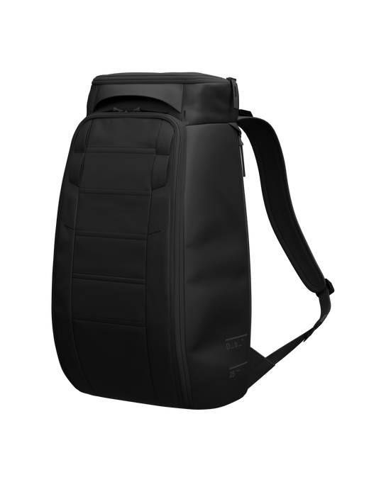 Hydratační Batoh DB Hugger Backpack 25L Black Out - 2025/26