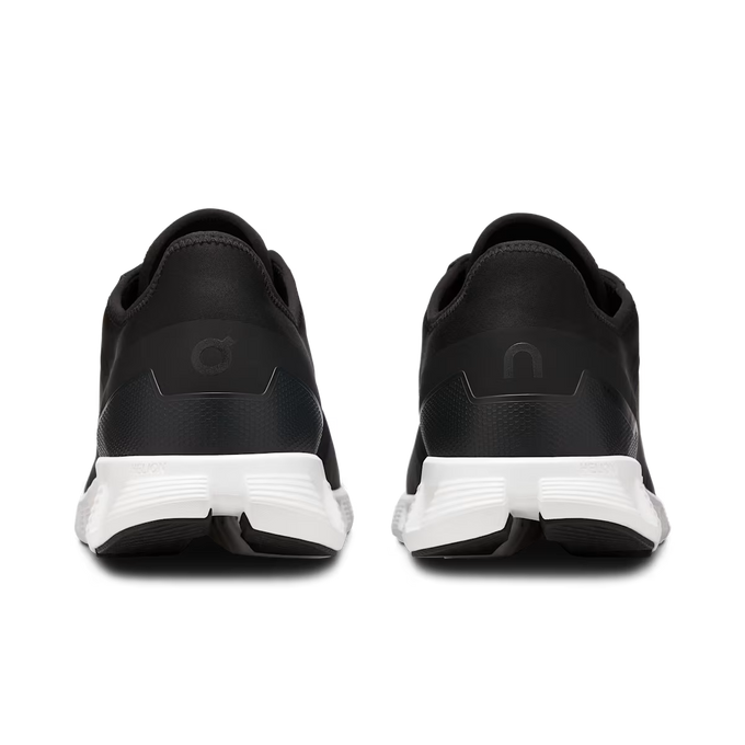 Boty On Running Cloud X 3 AD Black/White