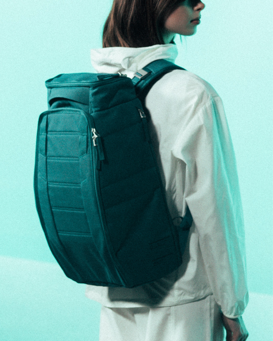Hydratačný Batoh DB Hugger Backpack 25L Midnight Teal