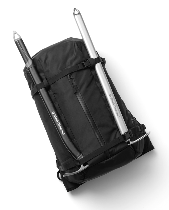 Hydratační Batoh DB Backcountry Backpack 25L Black Out - 2025/26