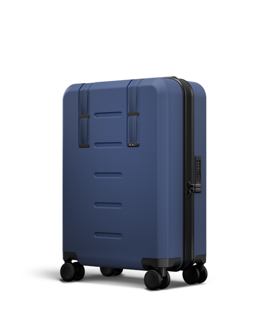 Cestovní kufr Db Ramverk Carry-on Blue Hour - 2025/26