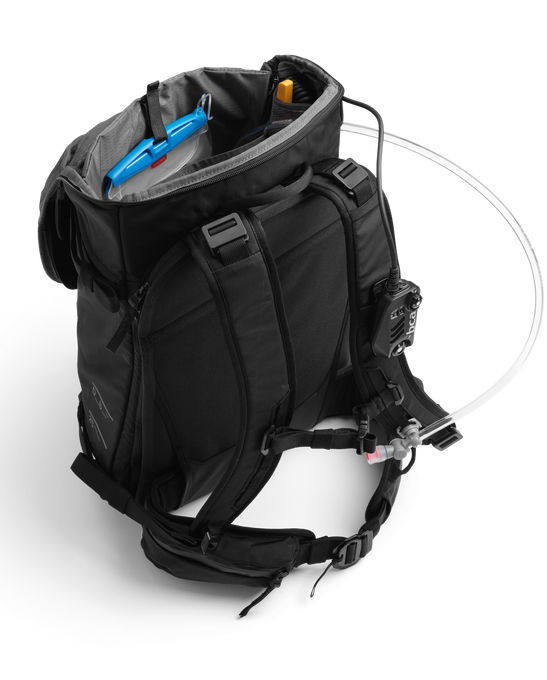 Hydratační Batoh DB Backcountry Backpack 25L Black Out - 2025/26