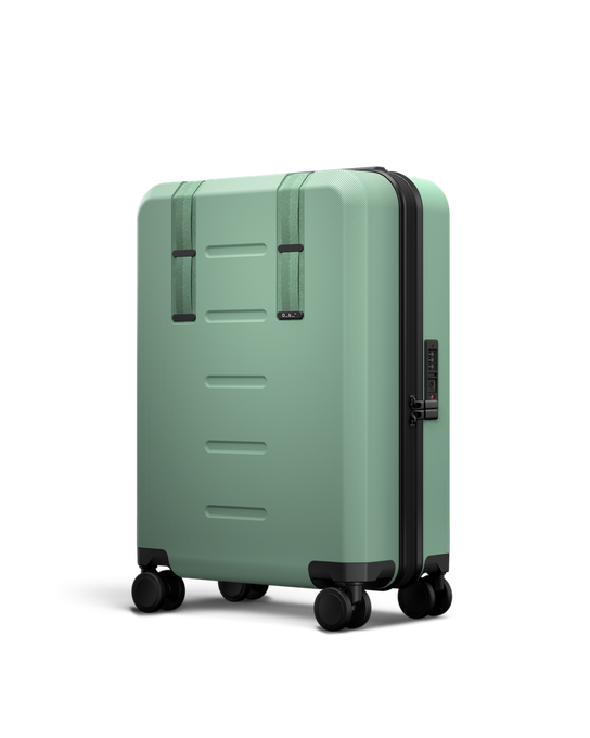 Cestovní kufr Db Ramverk Carry-on Green Ray - 2024/25