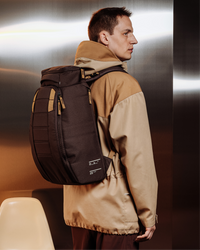 Hydratační Batoh DB Hugger Backpack 25L Espresso - 2025/26