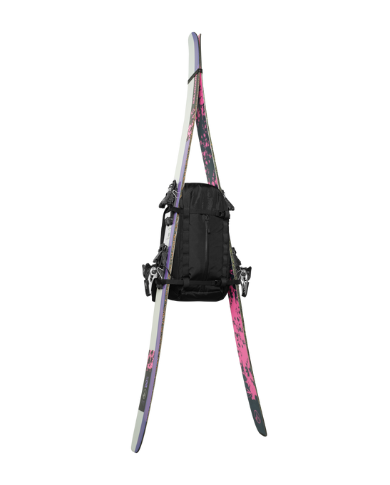 Hydratační Batoh DB Backcountry Backpack 25L Black Out - 2025/26