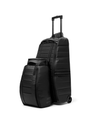 Hydratační Batoh DB Hugger Backpack 30L Black Out - 2025/26