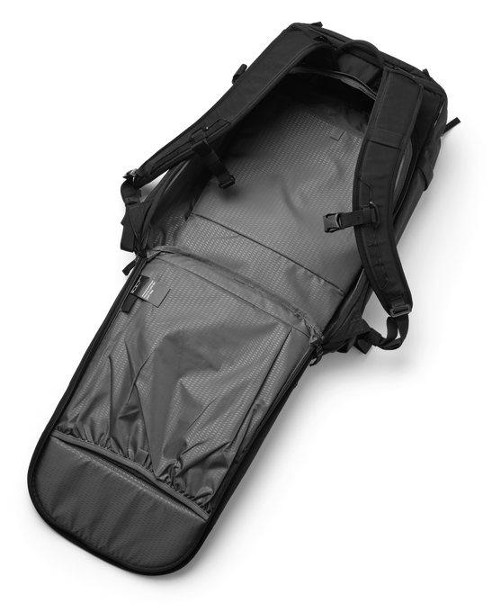 Hydratační Batoh DB Backcountry Backpack 25L Black Out - 2025/26