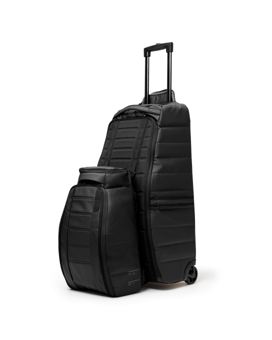 Hydratační Batoh DB Hugger Backpack 25L Black Out - 2025/26
