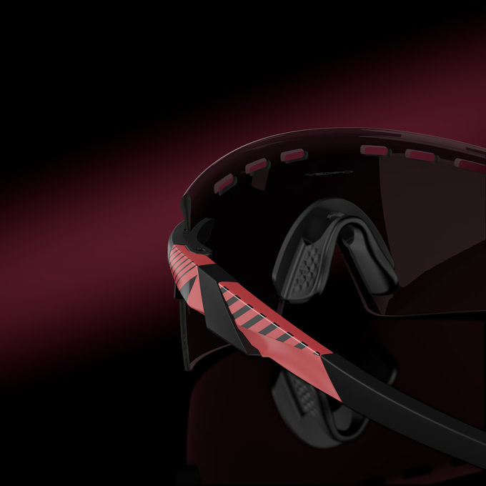 Sluneční brýle OAKLEY Encoder Strike Vented Giro d'Italia Collection Prizm Road Black Lenses / Giro Pink Stripes Frame
