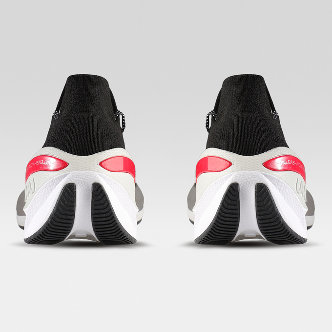 Boty UYN Lockie Man Shoes Black Sole Black