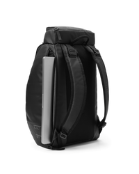 Hydratační Batoh DB Hugger Backpack 30L Black Out - 2025/26