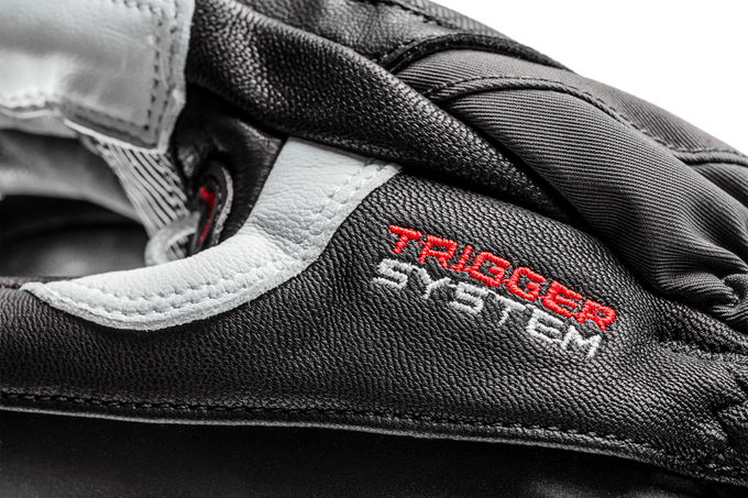 Lyžařské rukavice LEKI Griffin Pro 3D Black/White - 2025/26