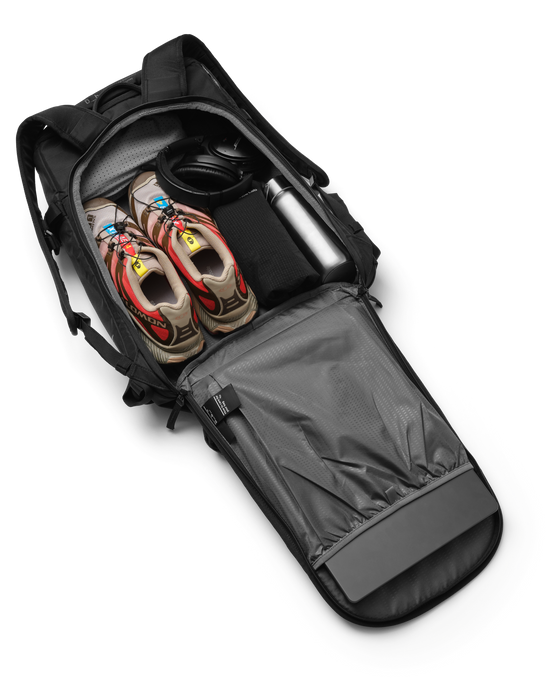 Hydratační Batoh DB Backcountry Backpack 25L Black Out - 2025/26